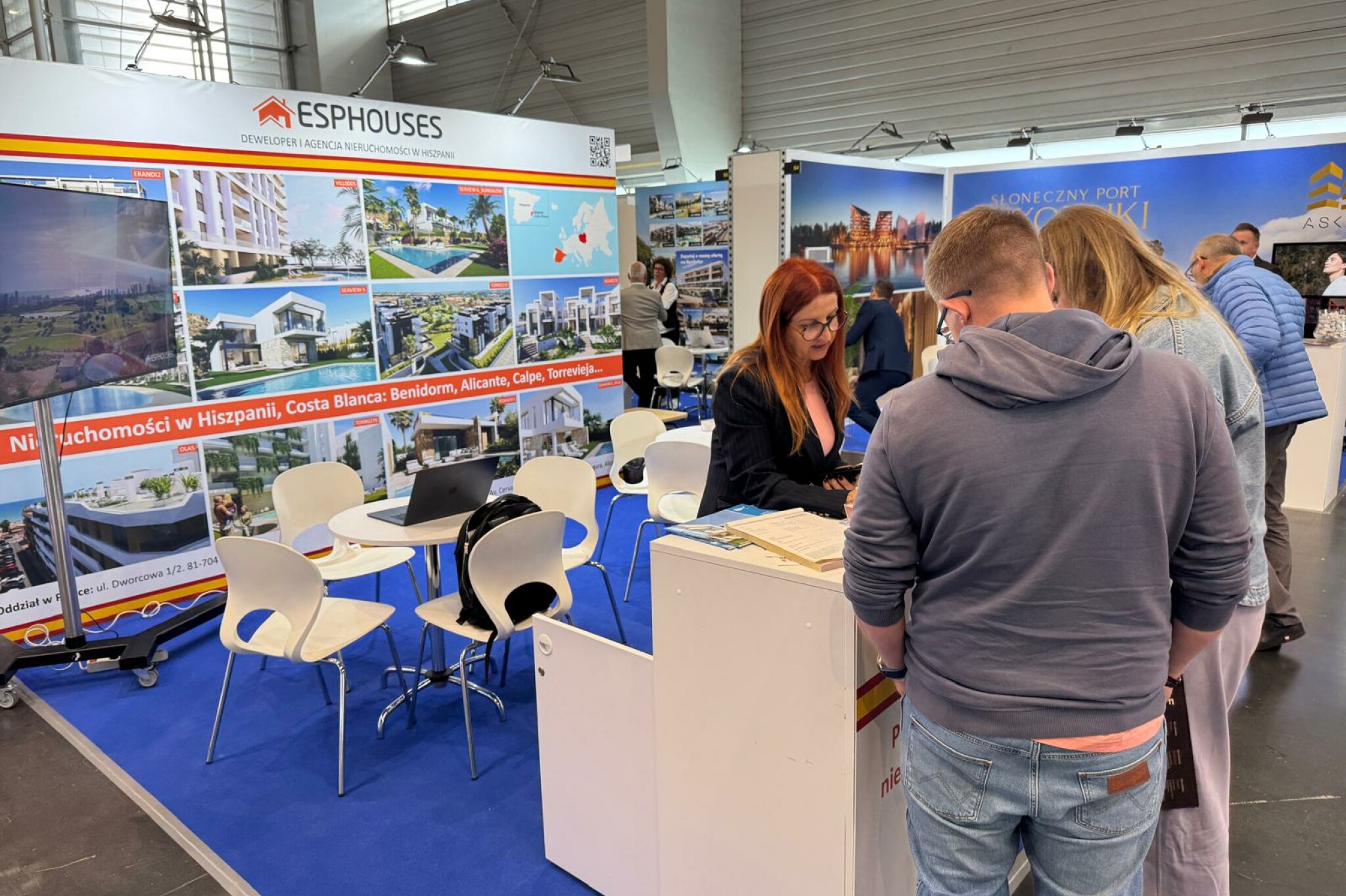ESPHOUSES participe comme exposant au salon immobilier INRE à Poznań, en Pologne